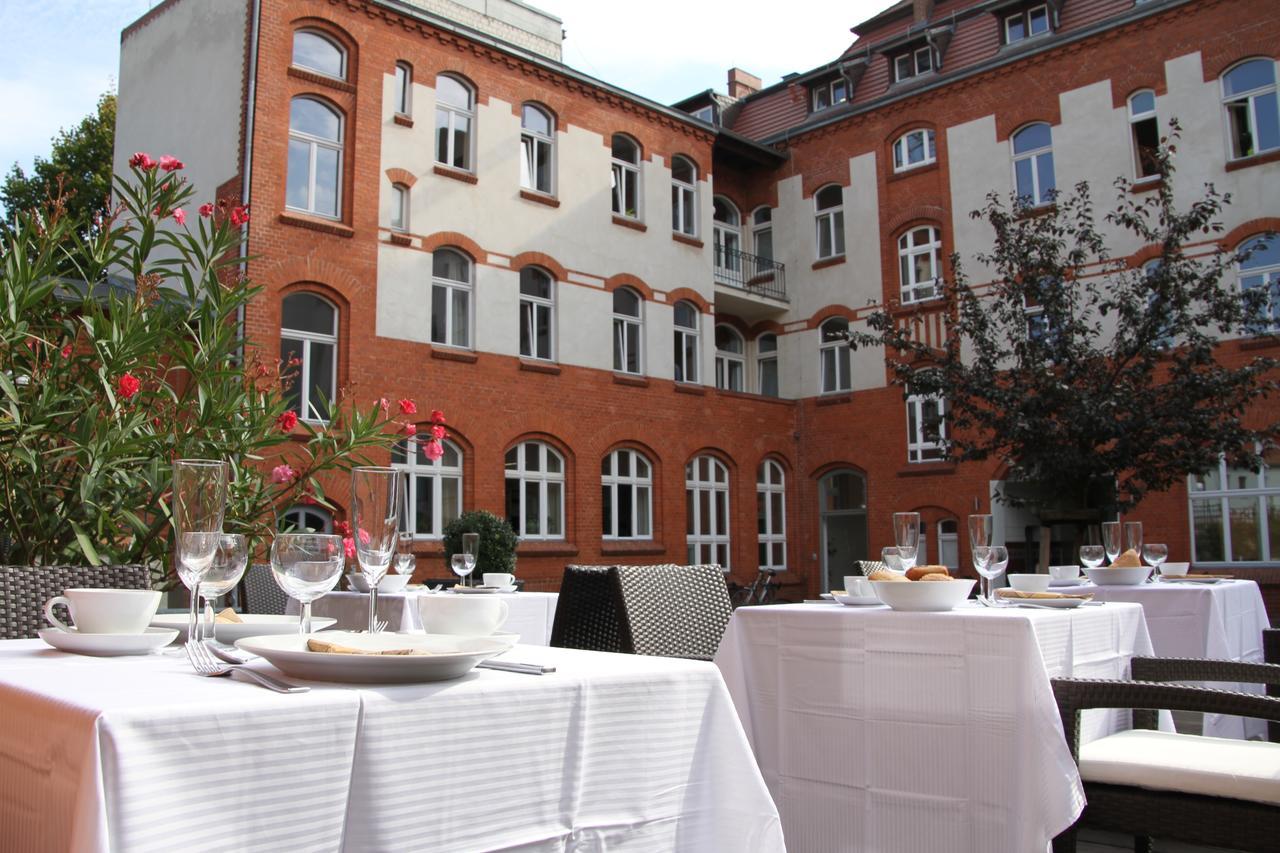 Hotel Am Molkenmarkt Brandenburg  Exterior photo